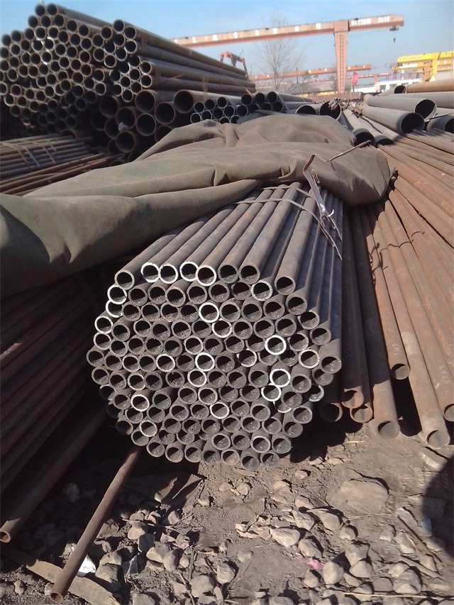 伊春小口径无缝钢管