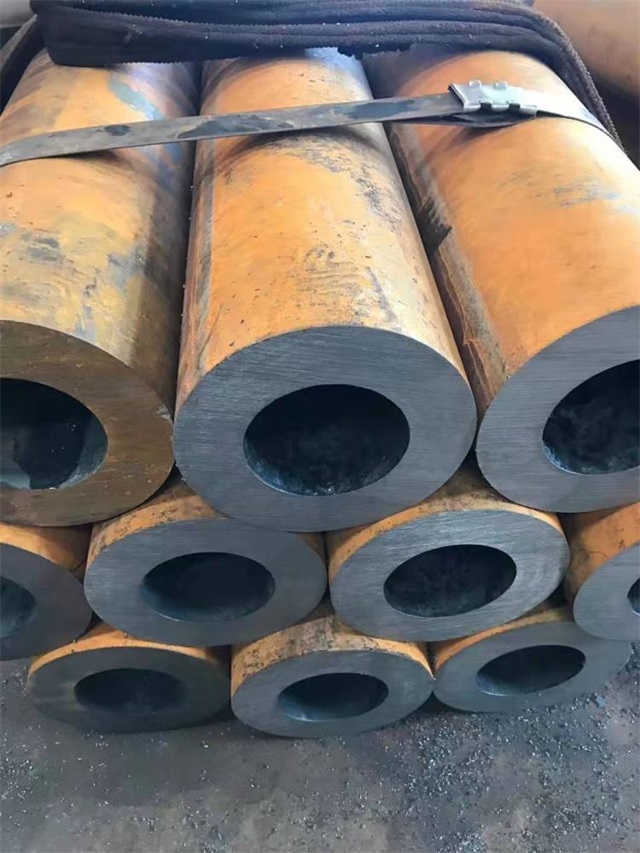 伊春20号厚壁无缝钢管