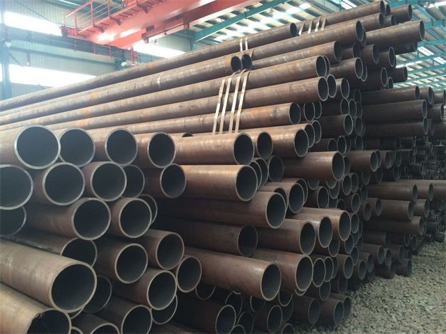 伊春化肥设备用高压无缝钢管