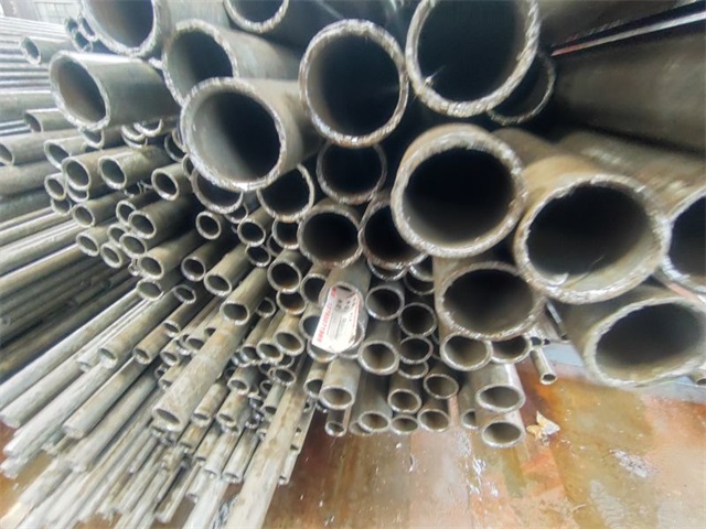 伊春大口径精密无缝钢管