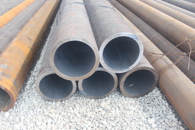 伊春大口径壁厚无缝钢管