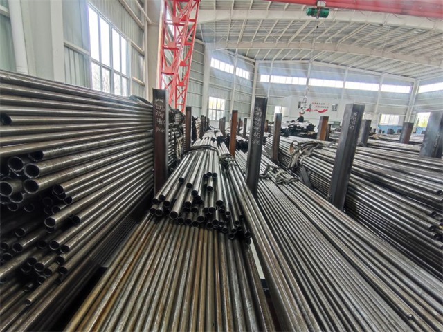 伊春45cr精密无缝钢管