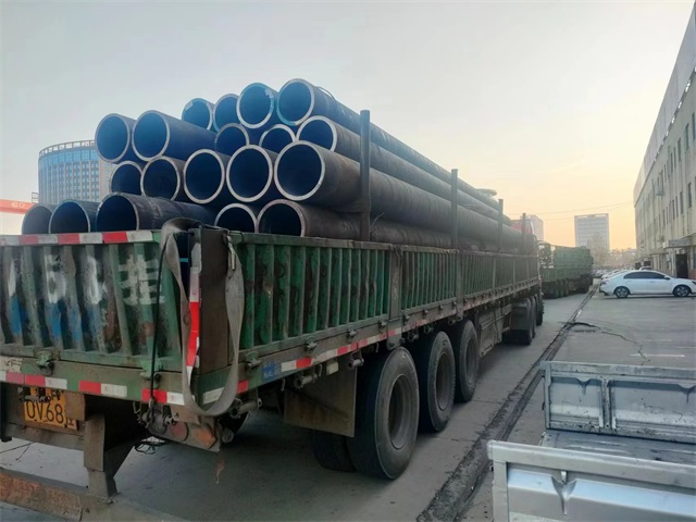 伊春45#结构无缝钢管