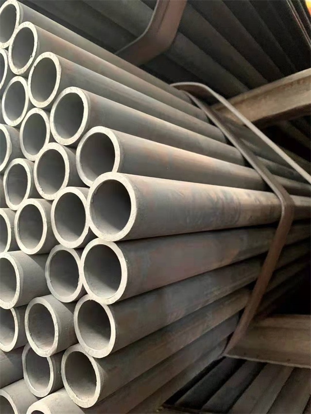 伊春35#结构无缝钢管