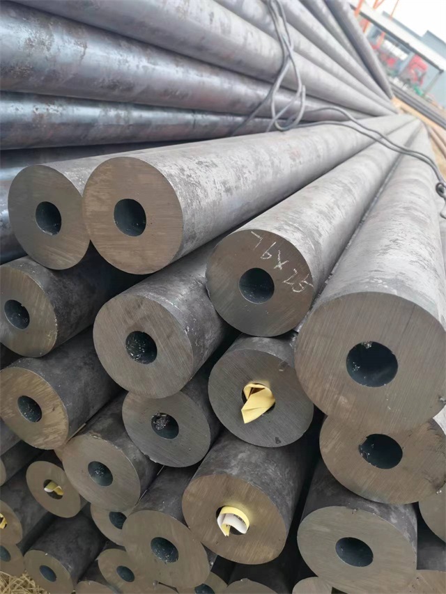 伊春15crmo无缝钢管