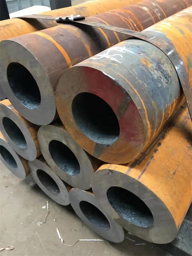 伊春厚壁无缝钢管型号规格